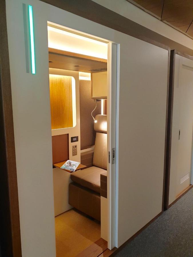 Sleep 'N Fly Sleep Lounge, North Node - Transit Only Hotell Doha Exteriör bild